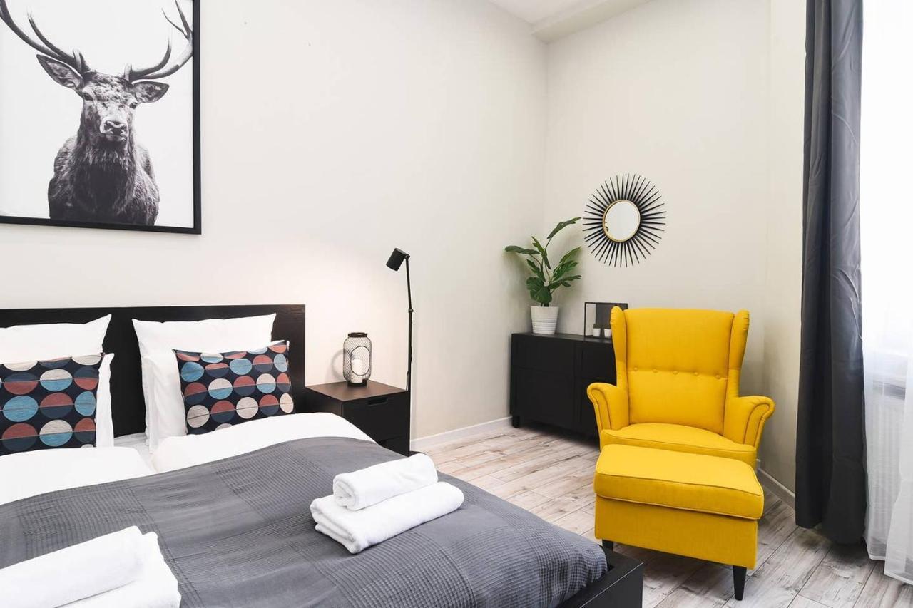 Ultra Central And Stylish Apartment With Ac Budapest Bagian luar foto