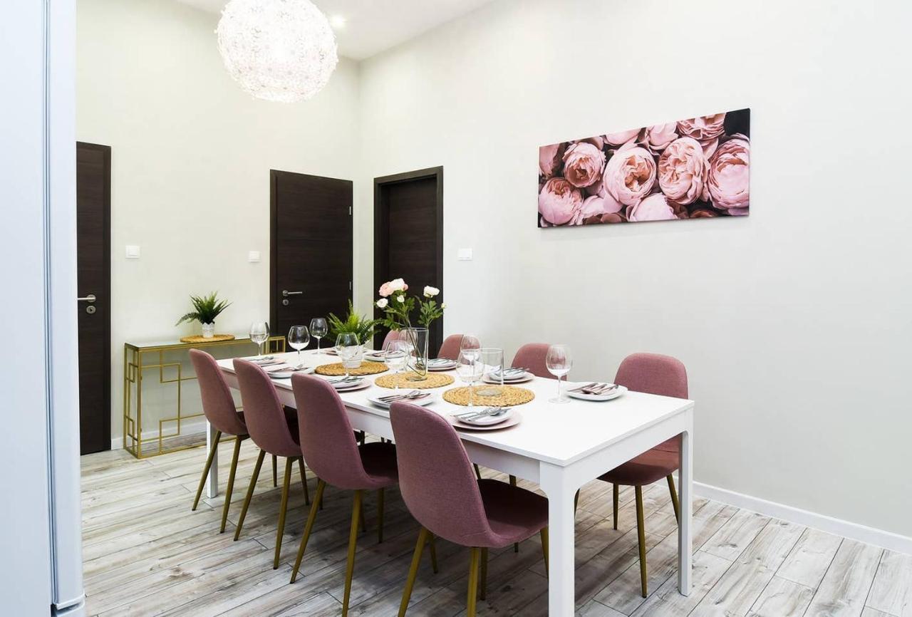 Ultra Central And Stylish Apartment With Ac Budapest Bagian luar foto