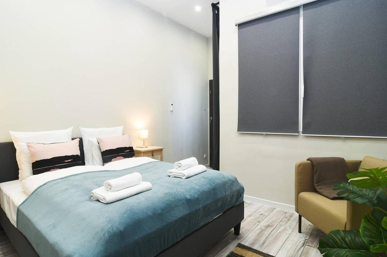 Ultra Central And Stylish Apartment With Ac Budapest Bagian luar foto