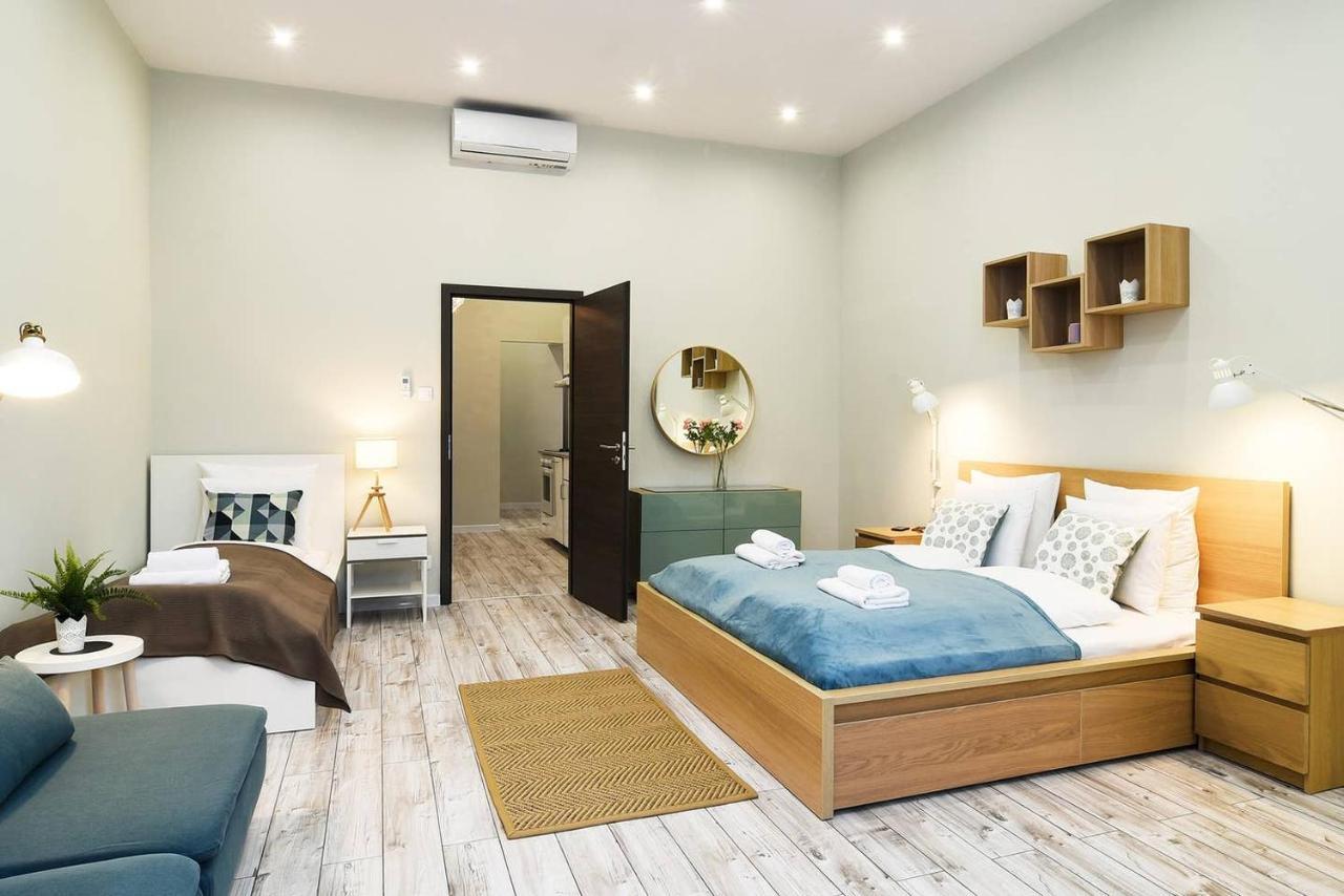 Ultra Central And Stylish Apartment With Ac Budapest Bagian luar foto